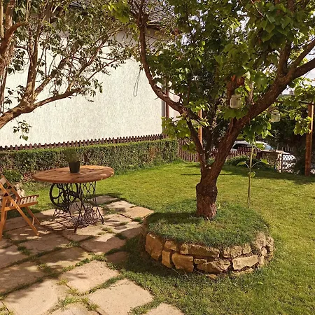 Domus Noe58 Homestay Litomysl